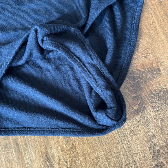 Aritzia Wilfred cut-out bodysuit. - Picture 4 of 7